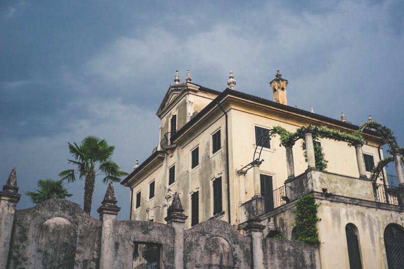 недвижимости в италии купить недорого