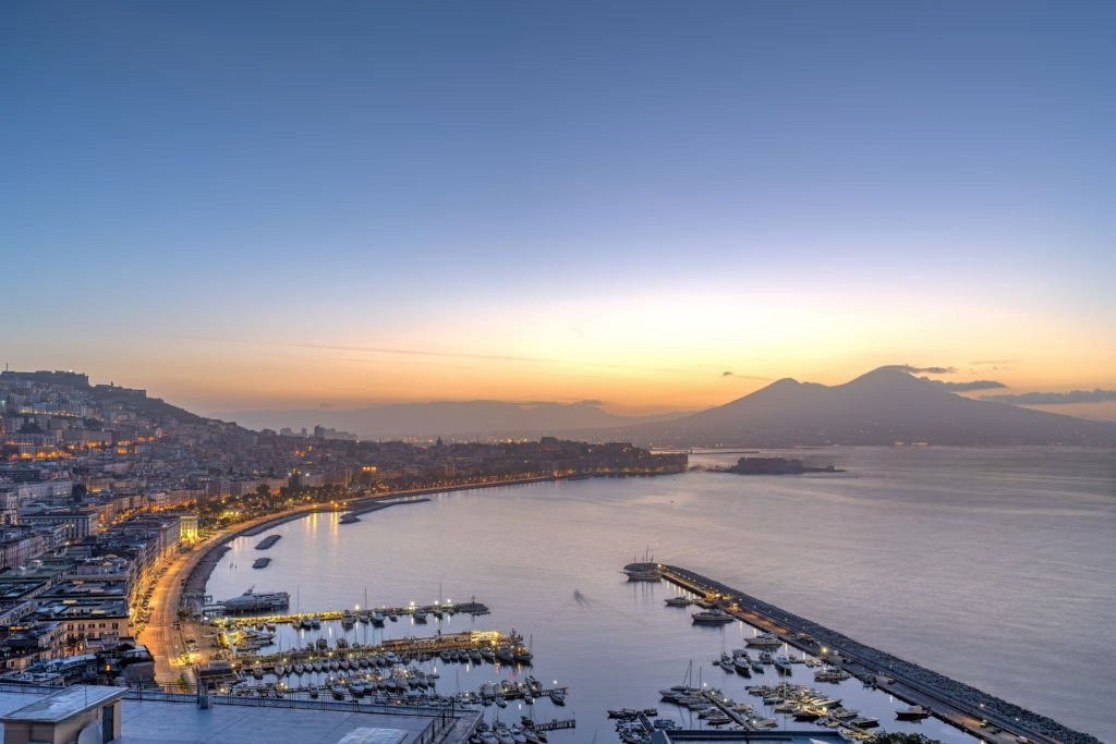 Адаптация в Италии